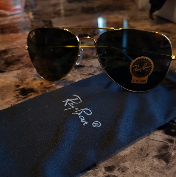 Ray ban aviator black and gold - Picture 4 of 4